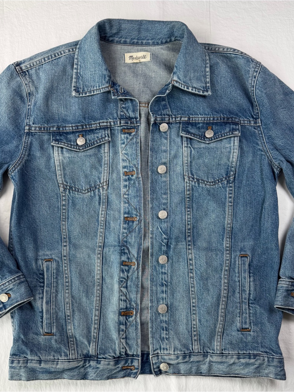 Madewell Women’s Denim Jean Jacket Size M classic trucker 100% cotton Med wash